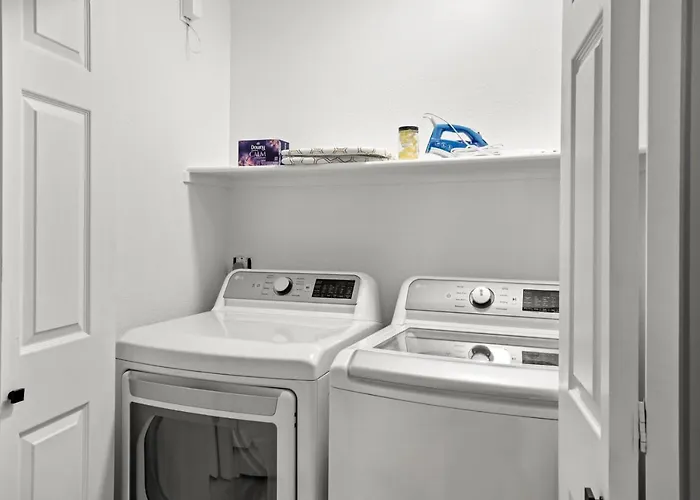 Apartment New Cozysuites Tpc With Parking, Pool *
